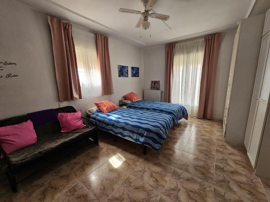 La Casa Del Arbol Villa Fuentiduena de Tajo Eksteriør bilde