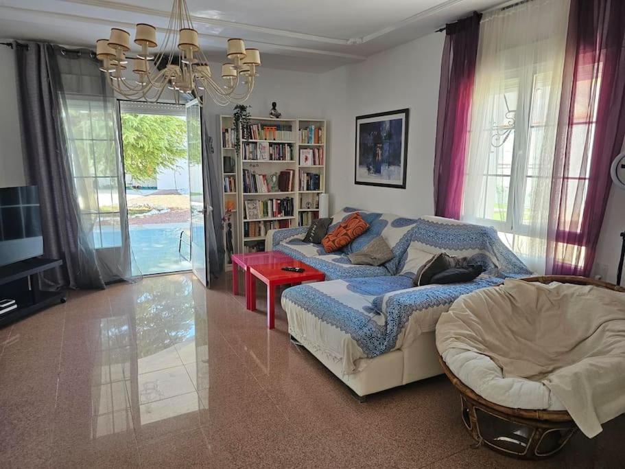 La Casa Del Arbol Villa Fuentiduena de Tajo Eksteriør bilde